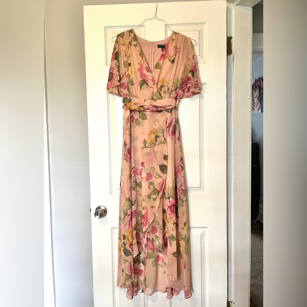 Jessica Howard Floral Pink Maxi Dress